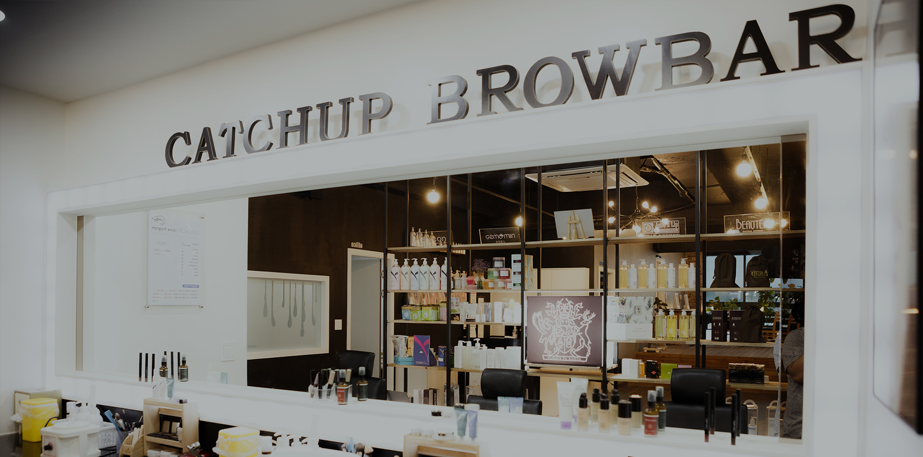 TOTAL BEAUTY SHOP & ACADEMY|위벗은 뛰어난 기술과 높은 신뢰를 바탕으로<br>많은 고객님들께 인정받고 있는 왁싱살롱 & 아카데미입니다